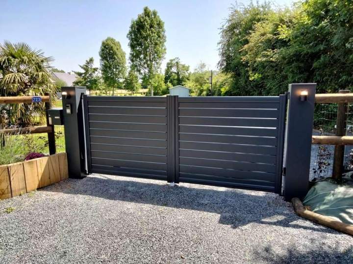 Portail en fer forgé sécurisé Pont-Audemer