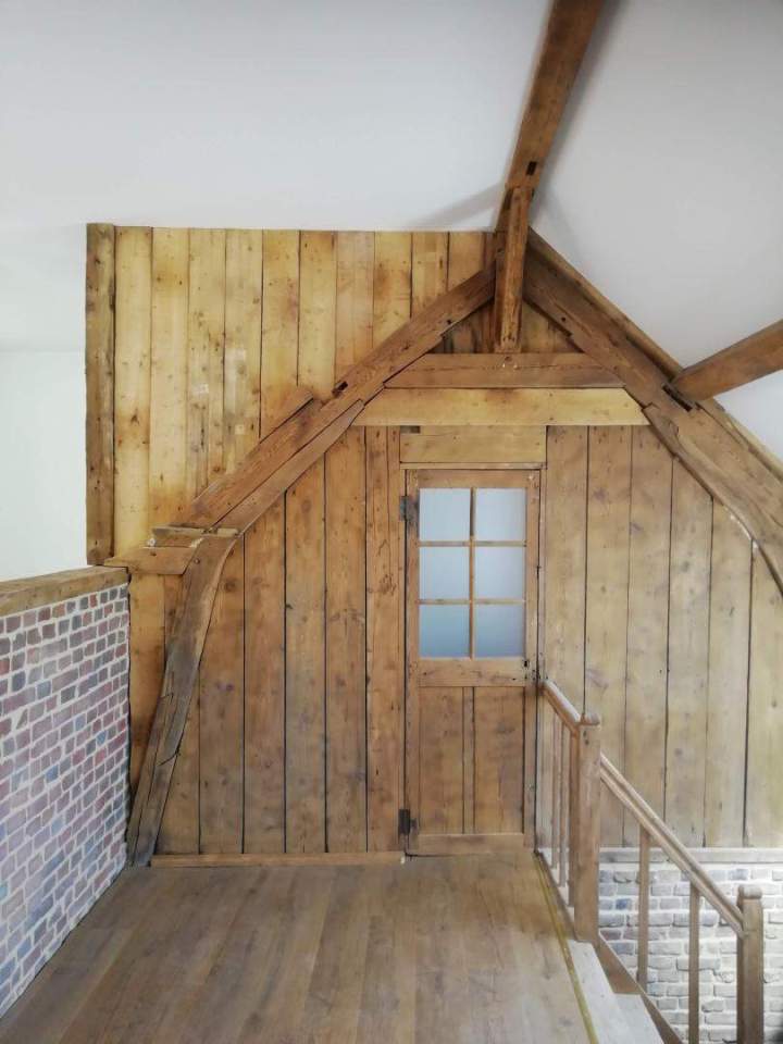 Mobilier personnalisé en bois Pont-Audemer